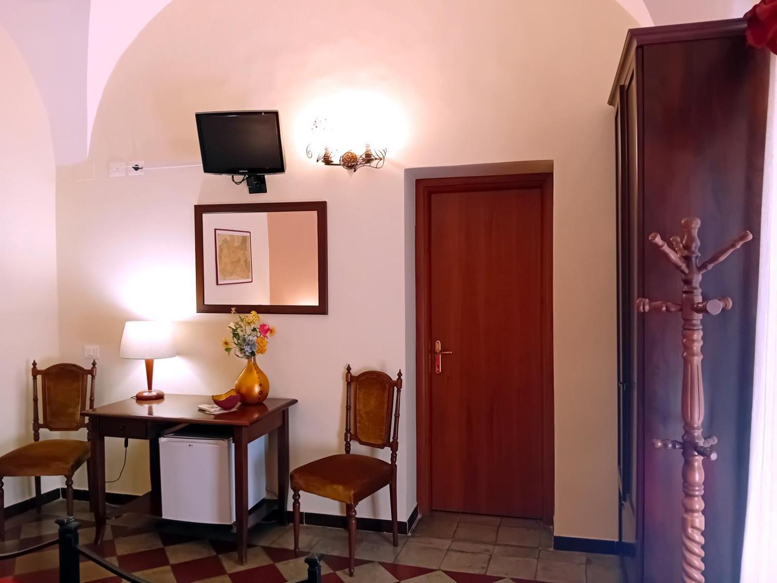 Camere Del Re Tarquinia Exterior foto